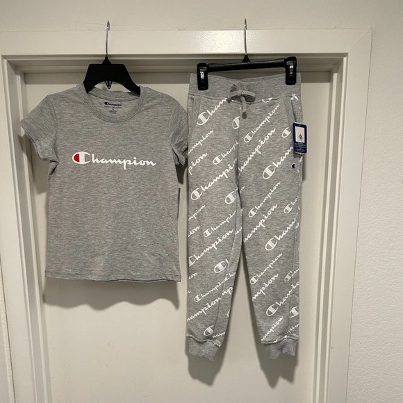 Champion Gray shirt with Champion logo - Picture 5 of 8